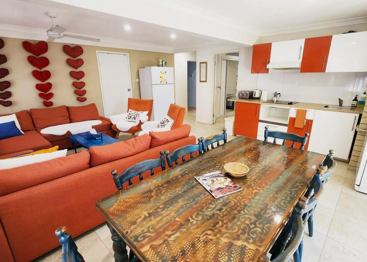 Big Family Holiday By The Buddina Beach Australia